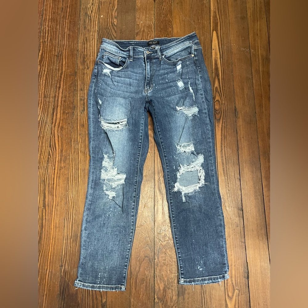 Judy Blue Distressed Boyfriend Mid Rise 14w Jeans